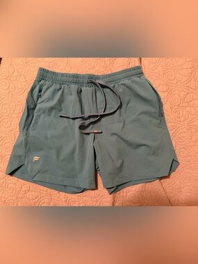 Fabletics One Short 5” Riptide Blue Size Small NWT Zip Pockets